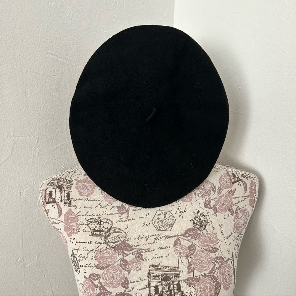 Betmar New York Wool Black Beret